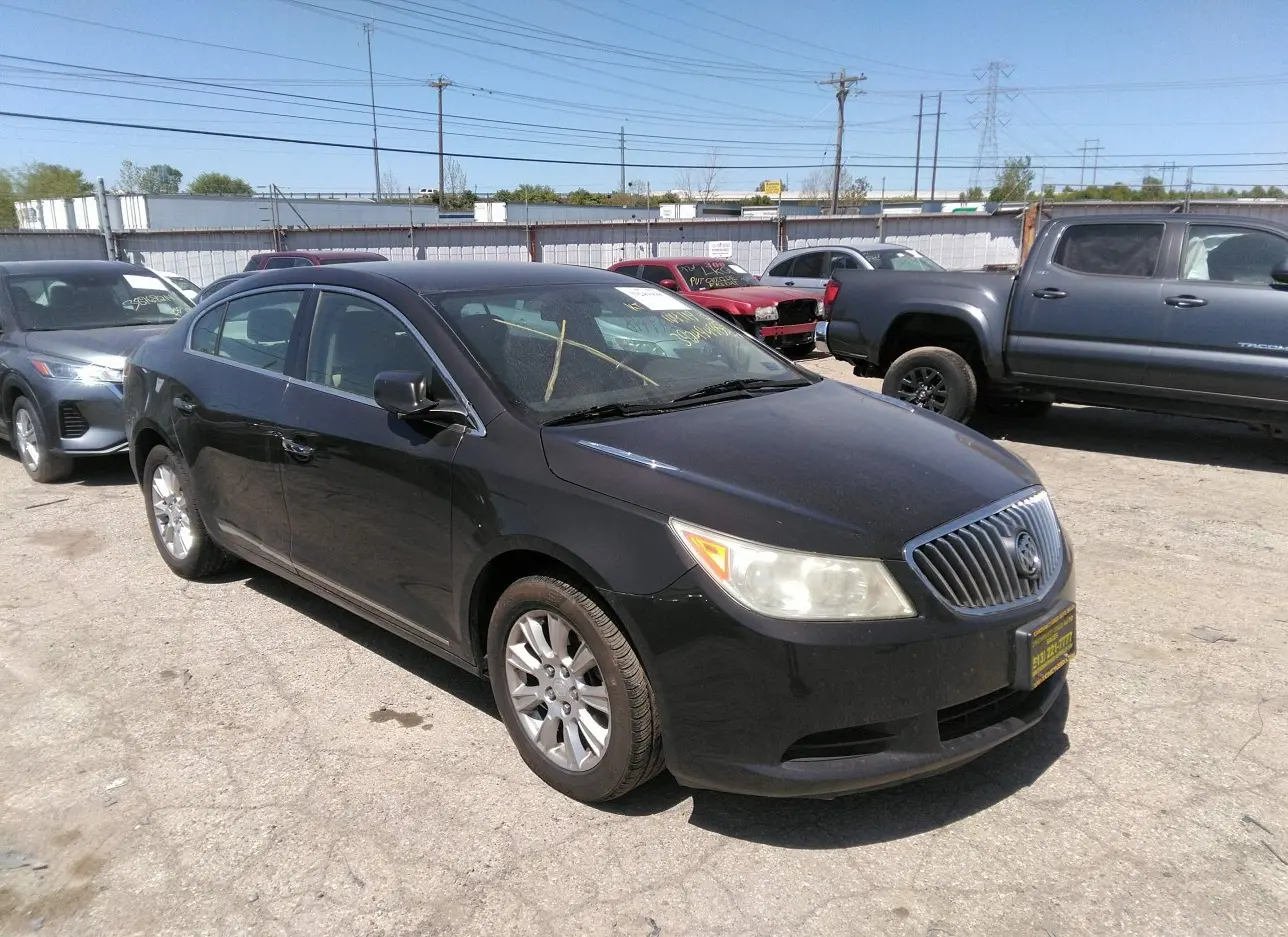 2013 BUICK  - Image 1.