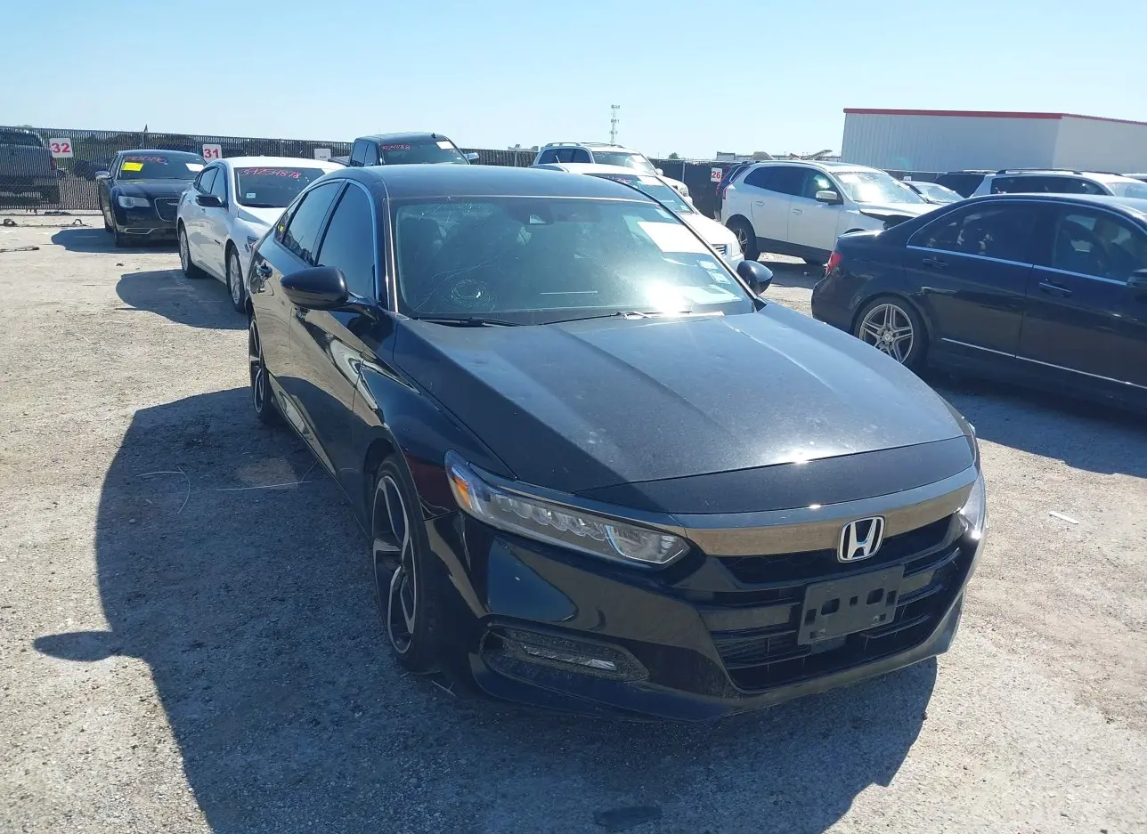 2019 HONDA  - Image 1.