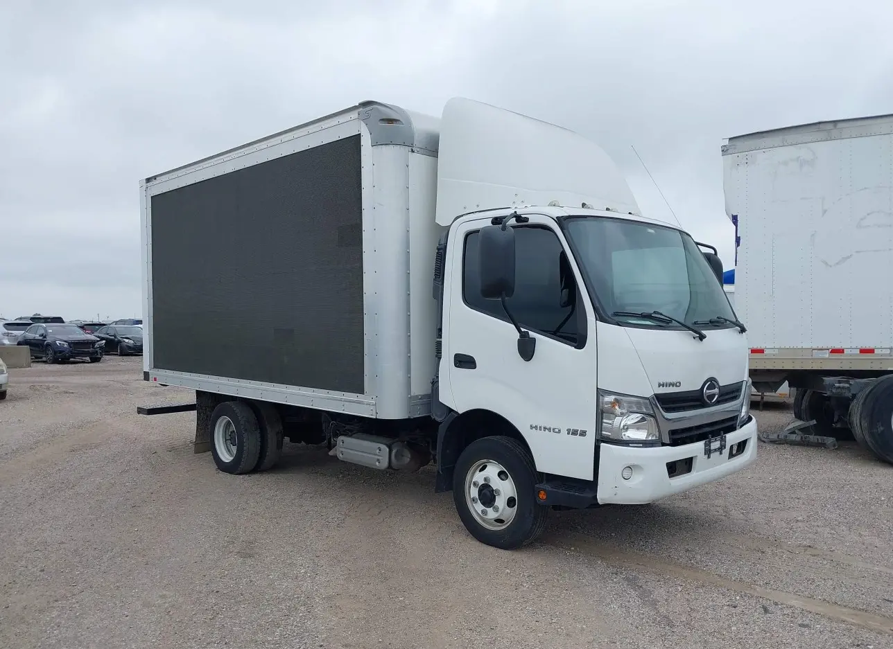 2019 HINO  - Image 1.