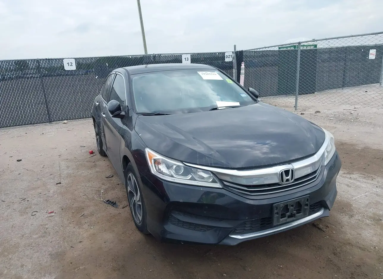 2017 HONDA  - Image 1.