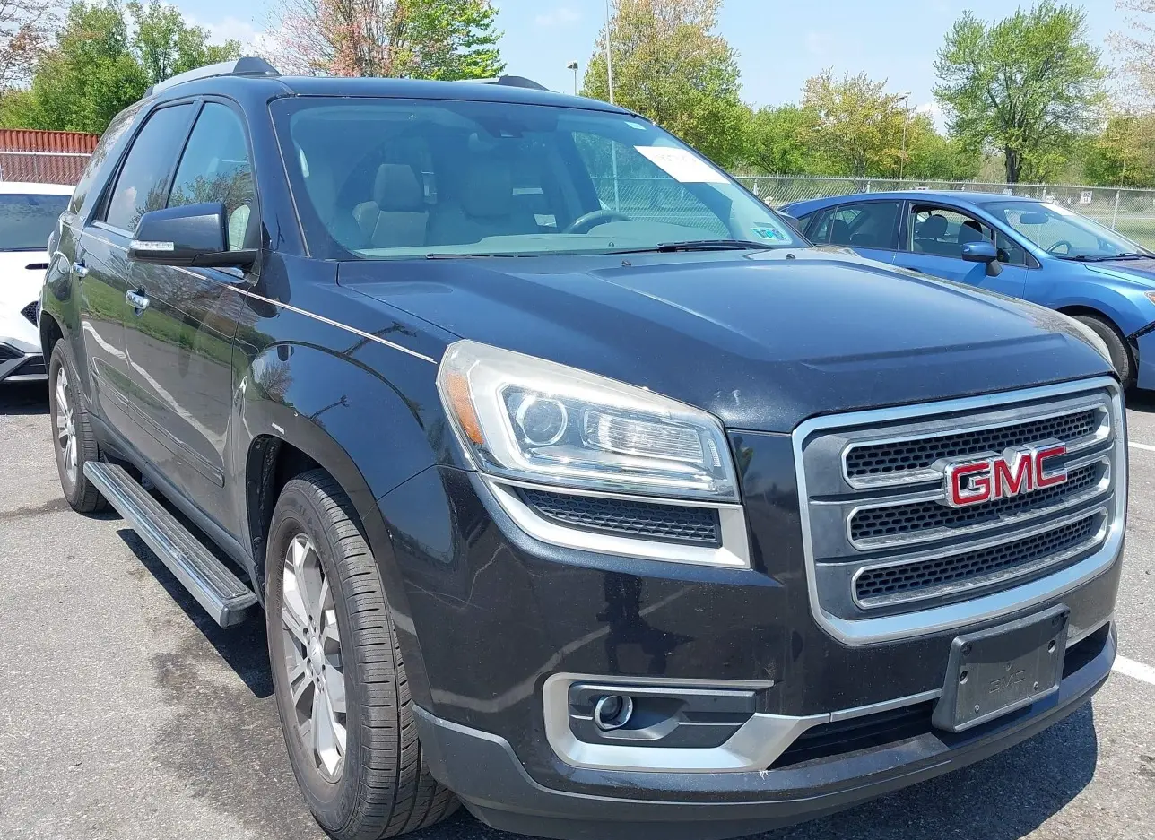 2014 GMC  - Image 1.