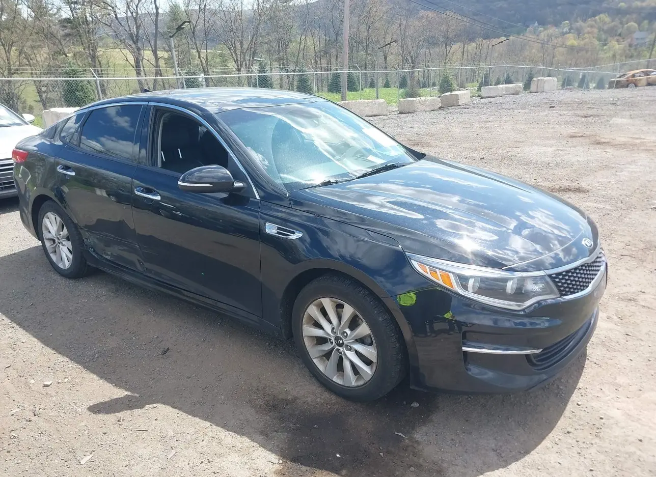 2016 KIA  - Image 1.