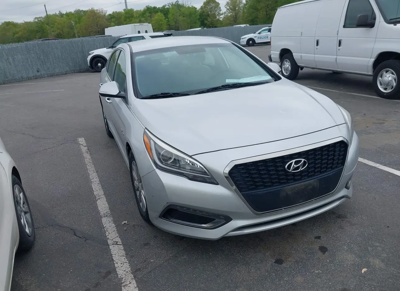 2016 HYUNDAI  - Image 1.