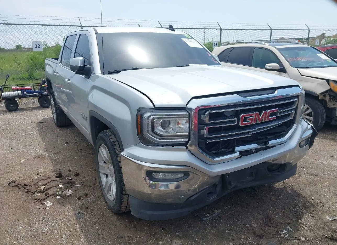 2017 GMC  - Image 1.