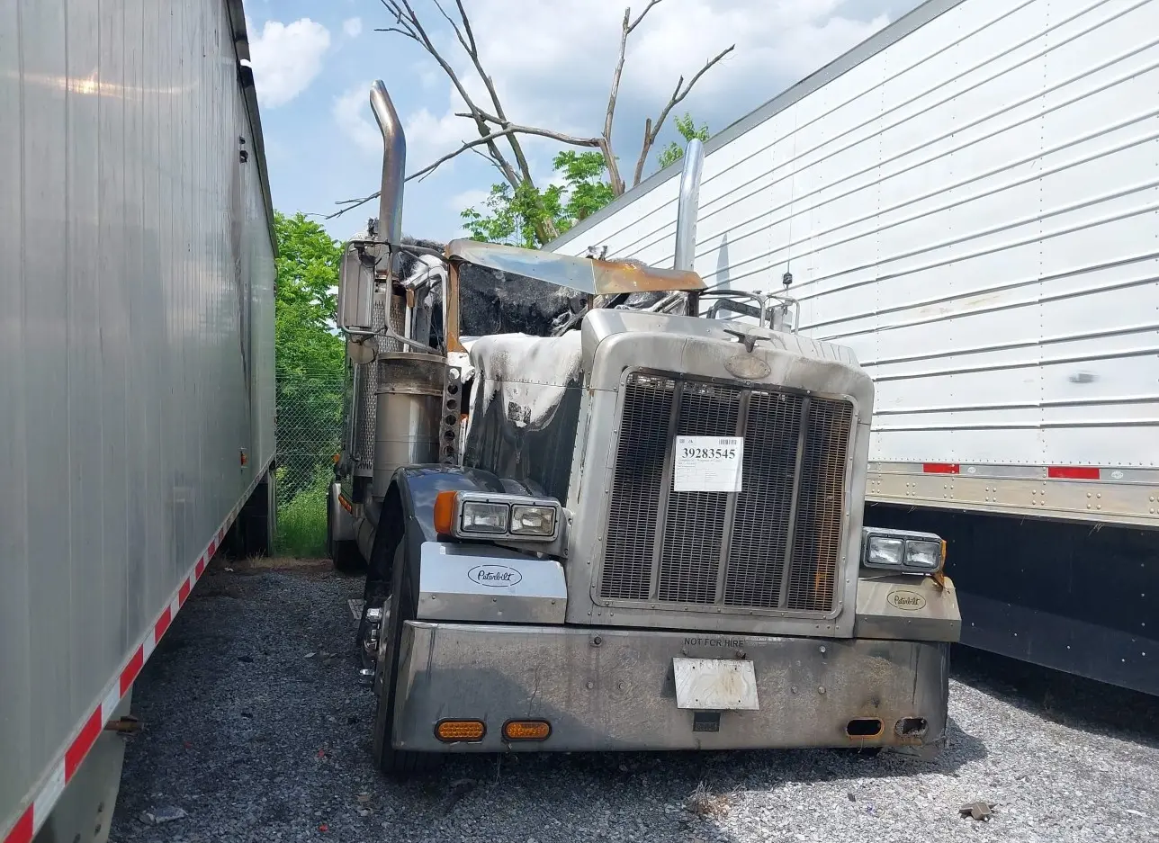 2006 PETERBILT  - Image 1.