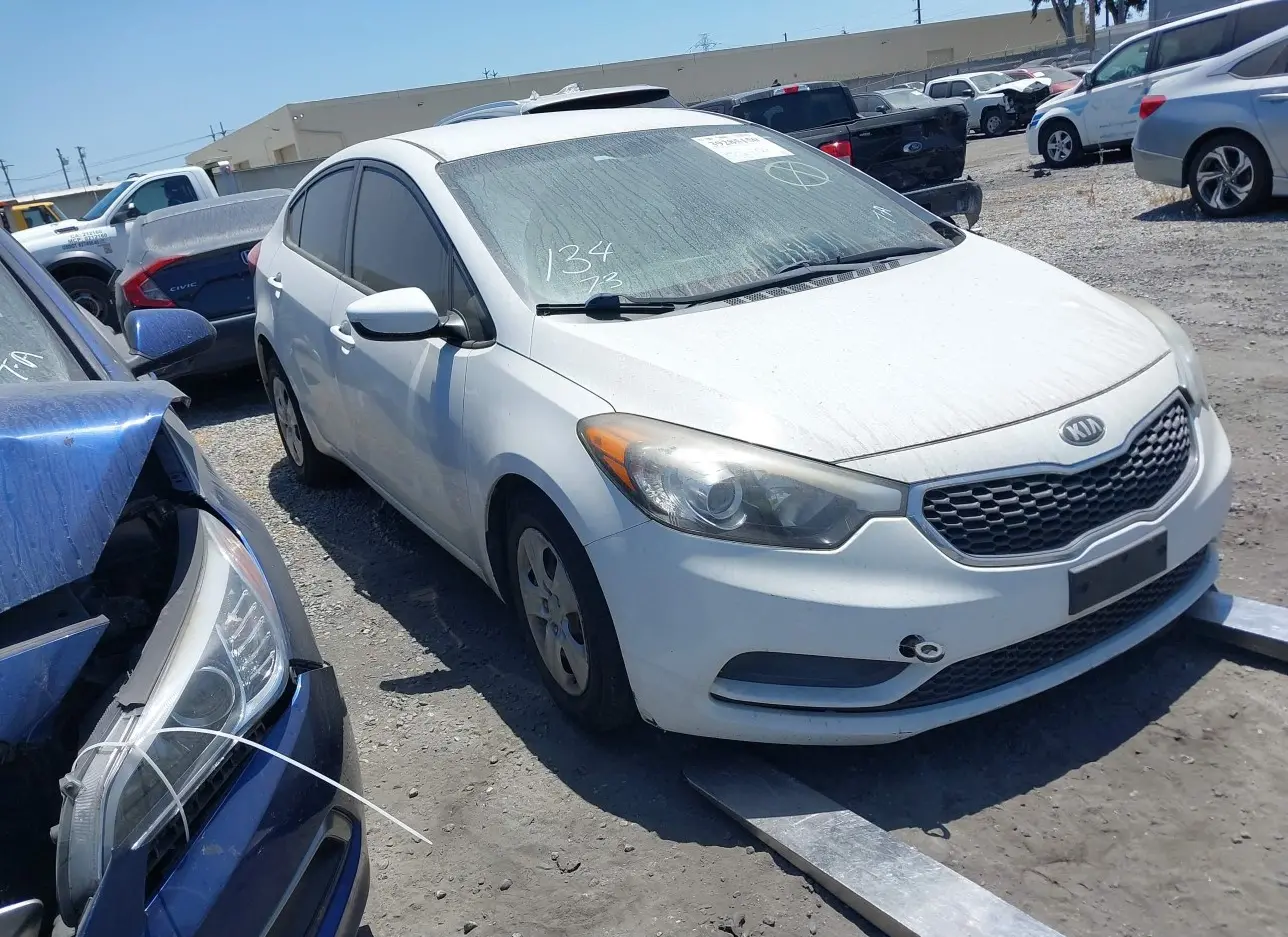 2016 KIA  - Image 1.