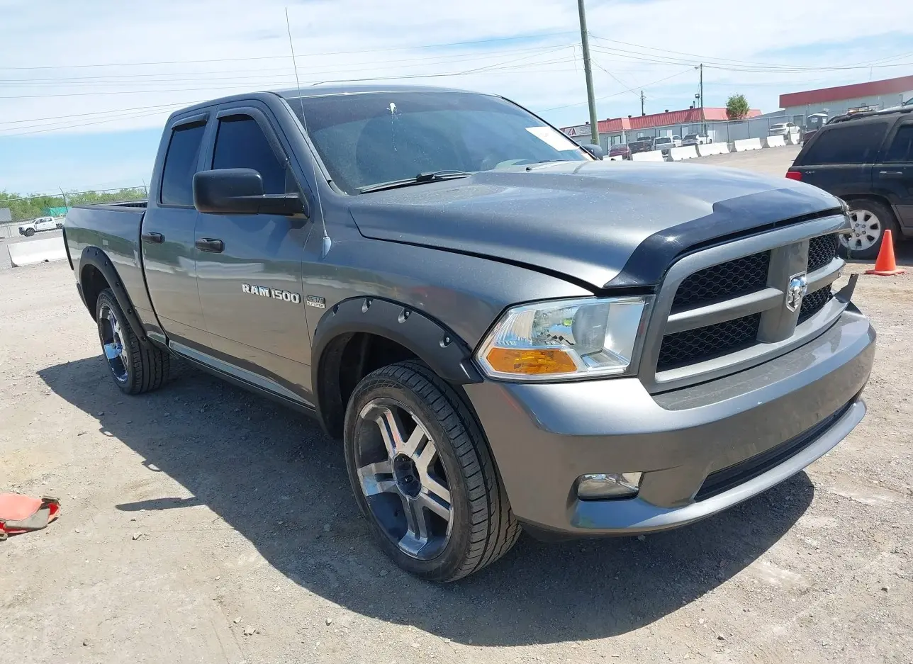 2012 DODGE  - Image 1.