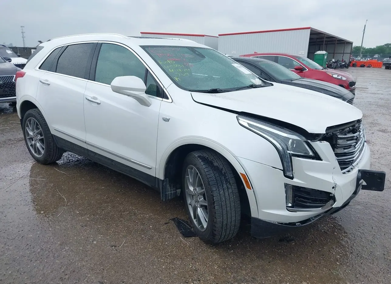 2019 CADILLAC  - Image 1.