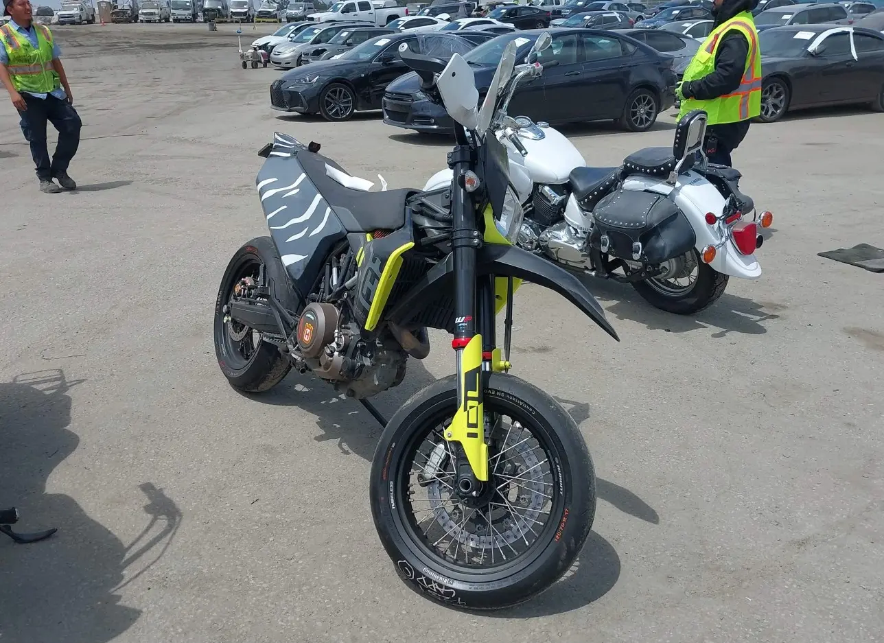 2023 HUSQVARNA  - Image 1.