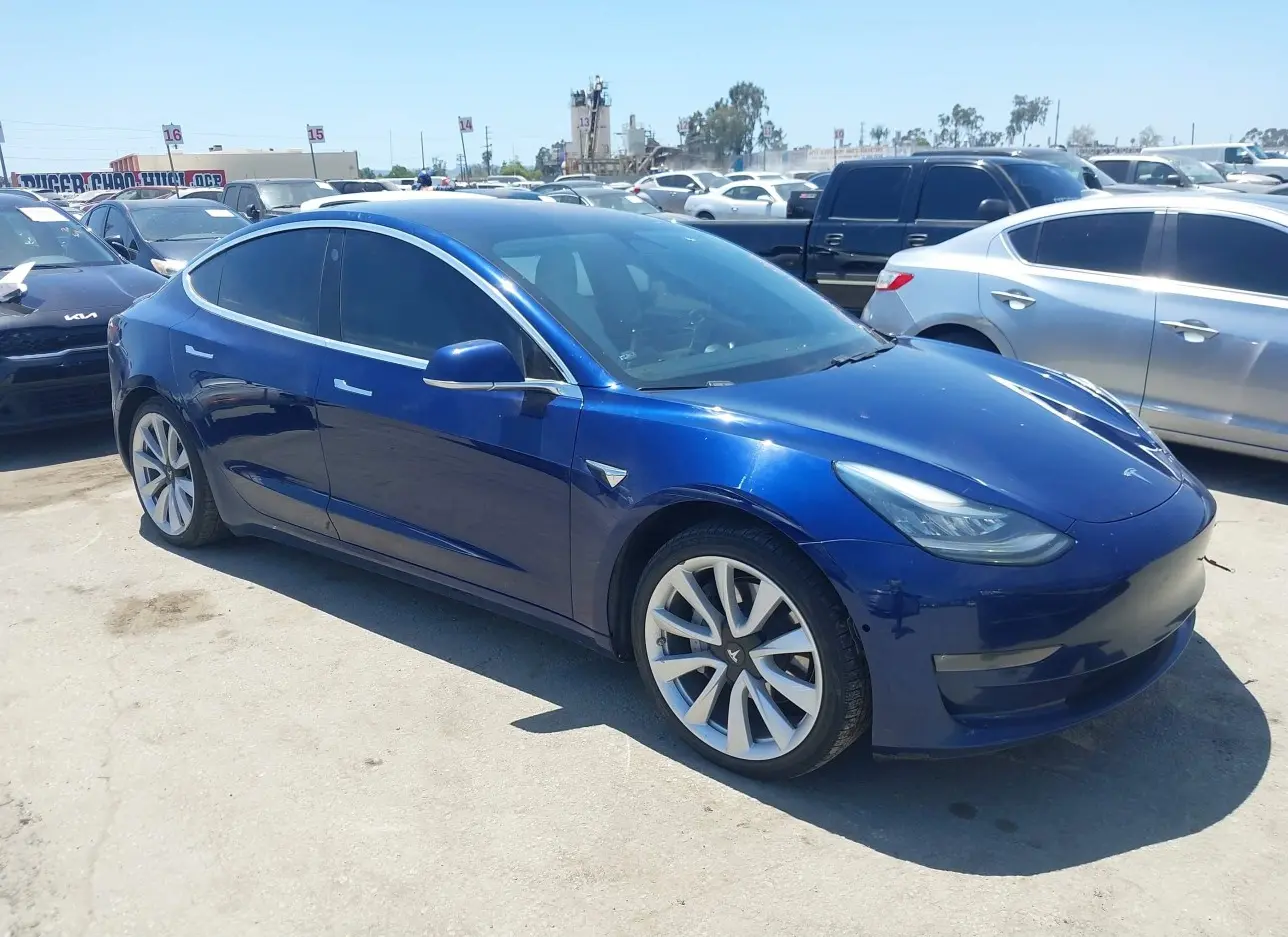 2018 TESLA  - Image 1.