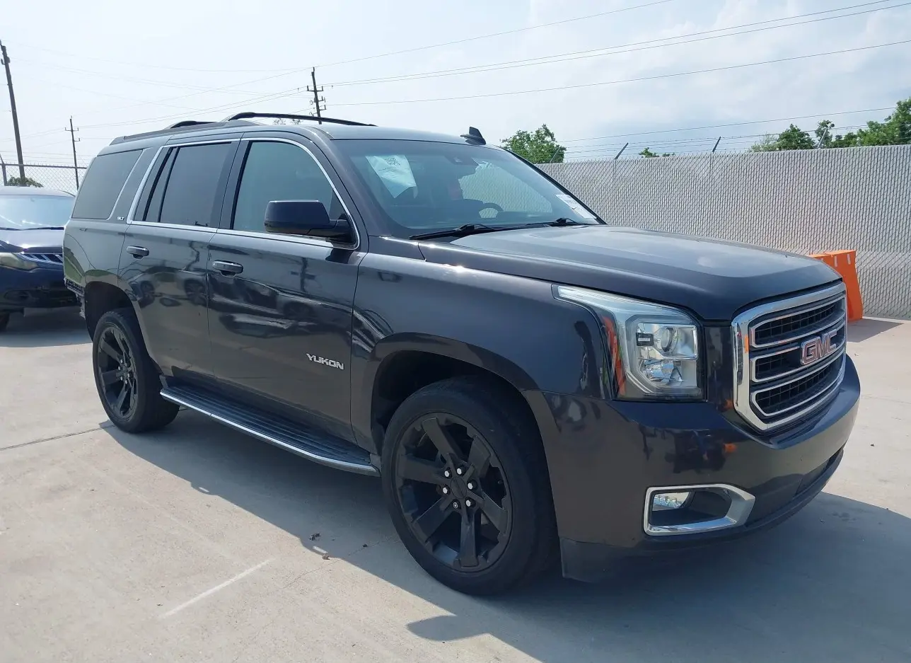 2016 GMC  - Image 1.