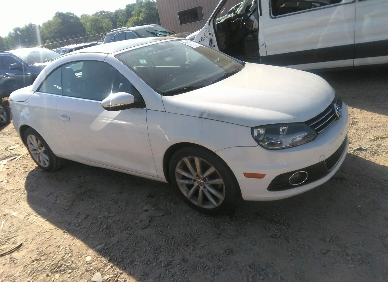 2013 VOLKSWAGEN  - Image 1.