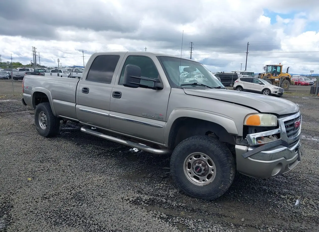 2003 GMC  - Image 1.