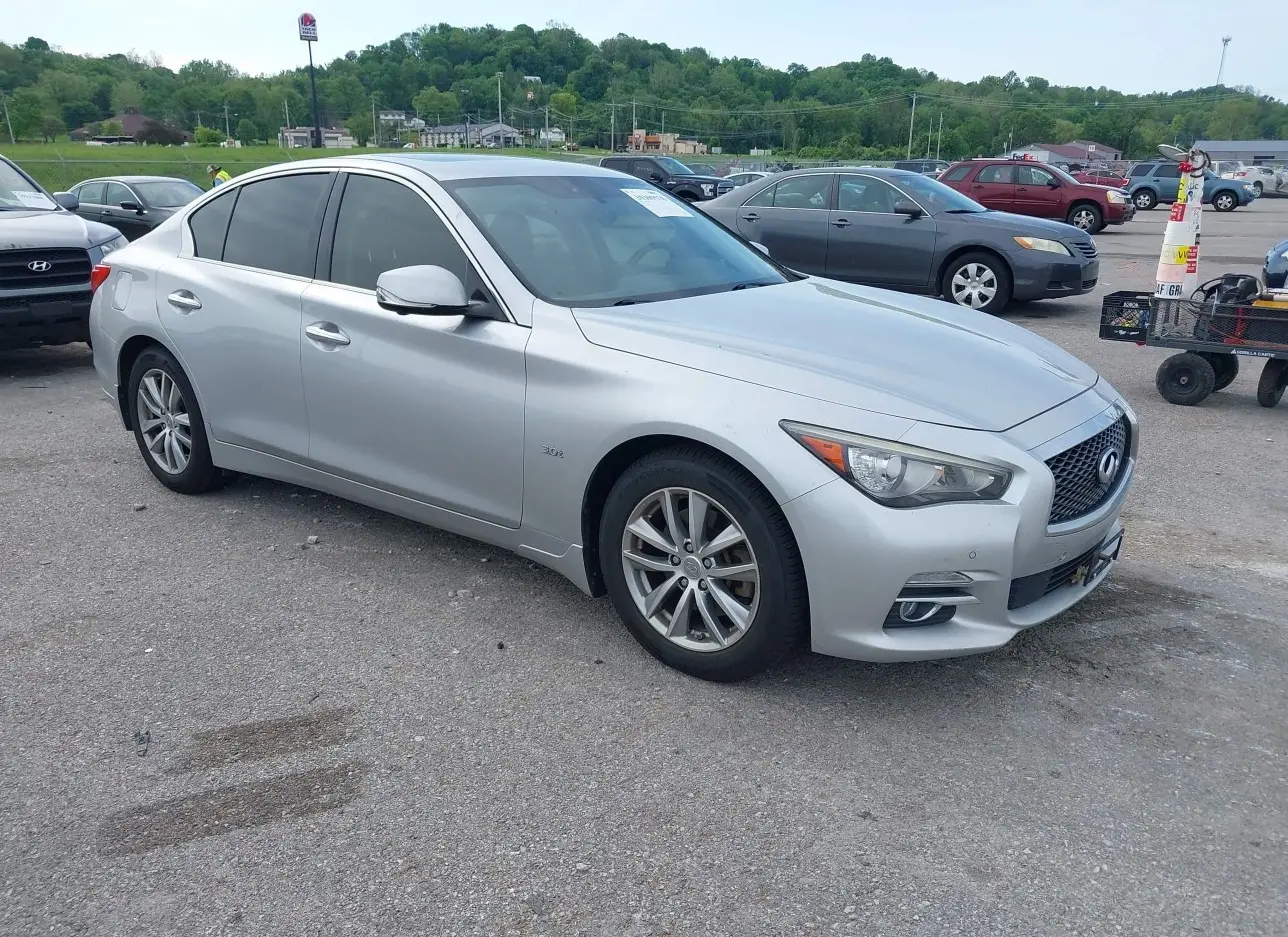 2016 INFINITI  - Image 1.