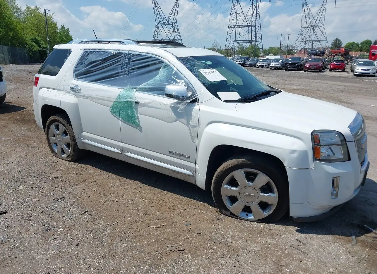 2013 GMC  - Image 1.