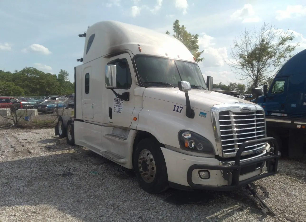 2016 FREIGHTLINER  - Image 1.