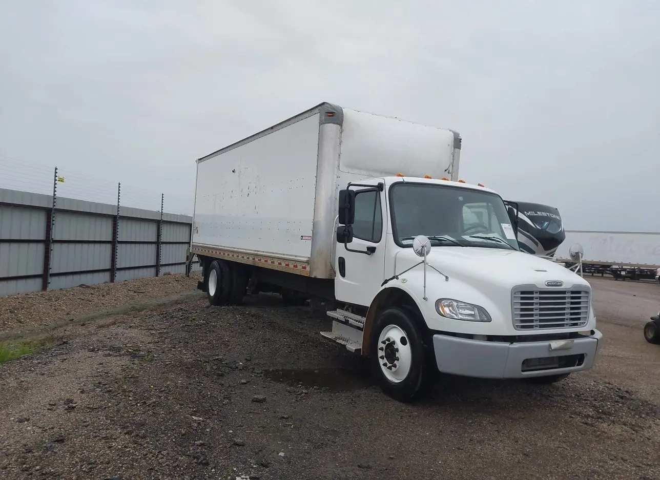 2017 FREIGHTLINER  - Image 1.