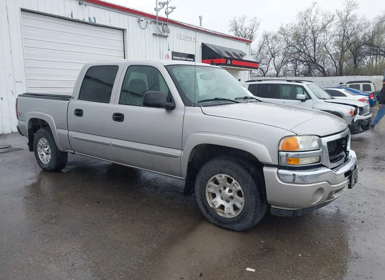 2007 GMC  - Image 1.