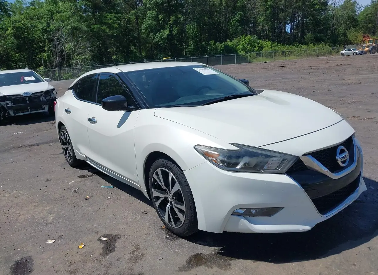 2018 NISSAN  - Image 1.