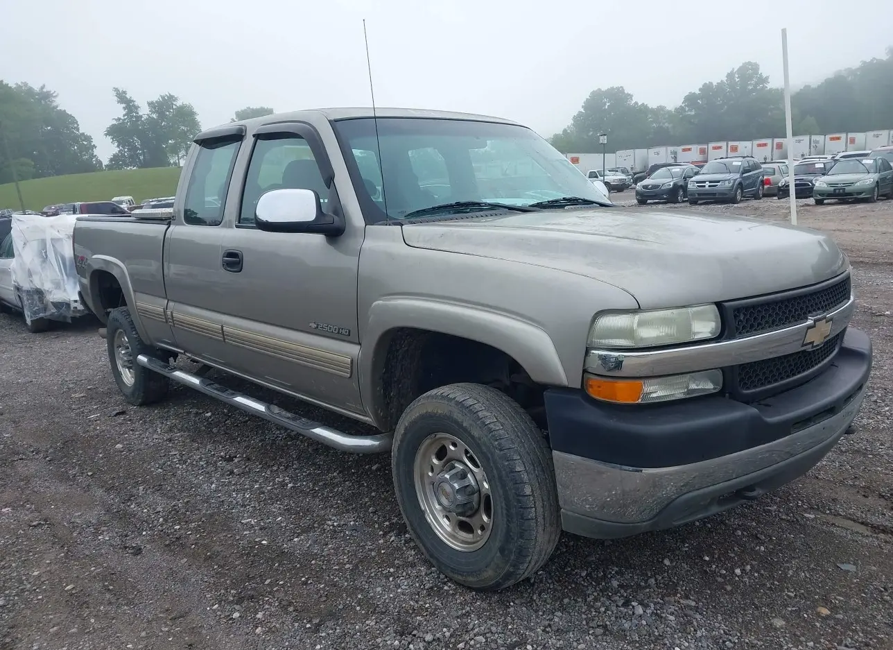 2002 CHEVROLET  - Image 1.