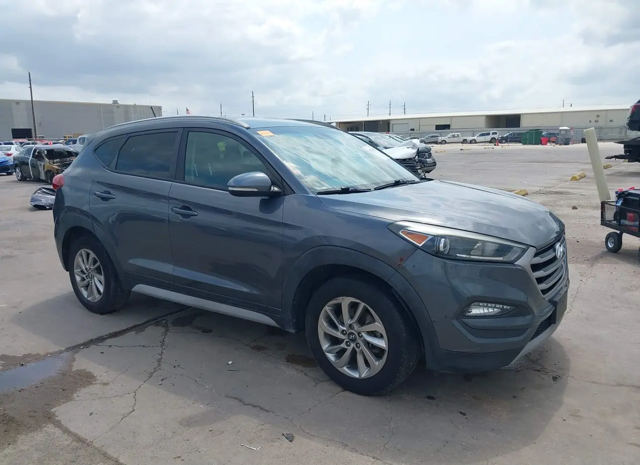 2017 HYUNDAI  - Image 1.