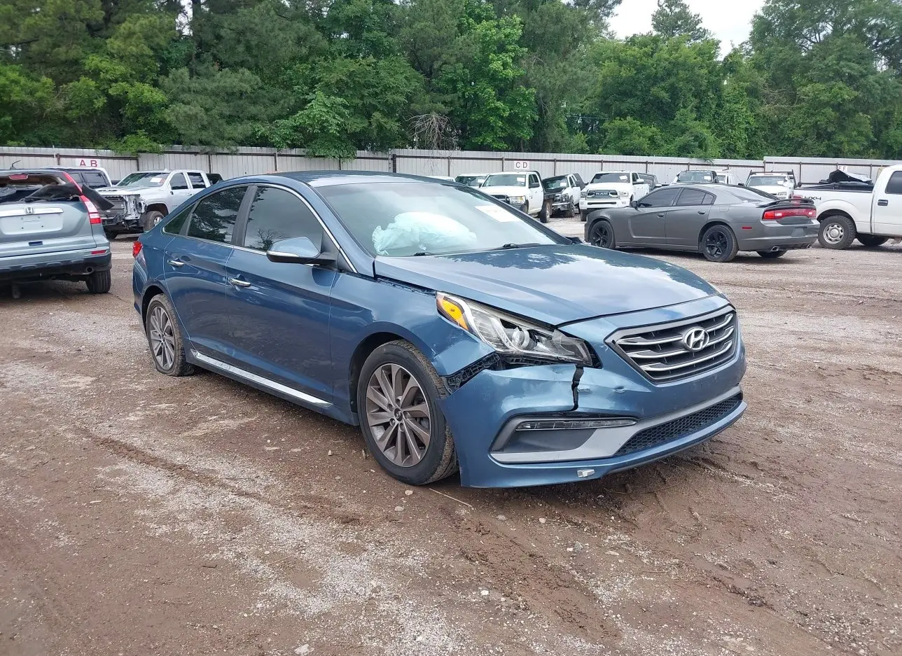 2015 HYUNDAI  - Image 1.