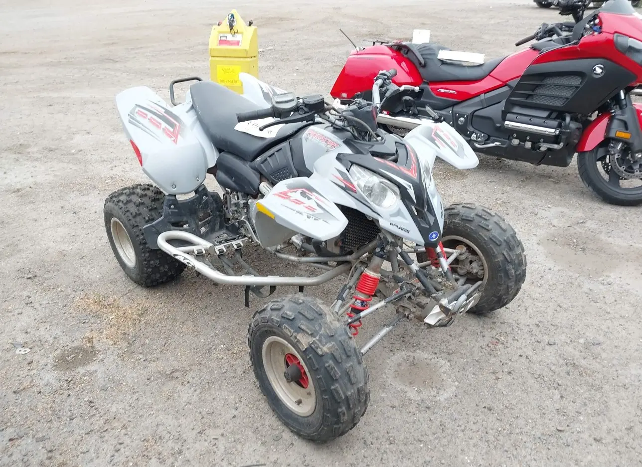 2004 POLARIS  - Image 1.