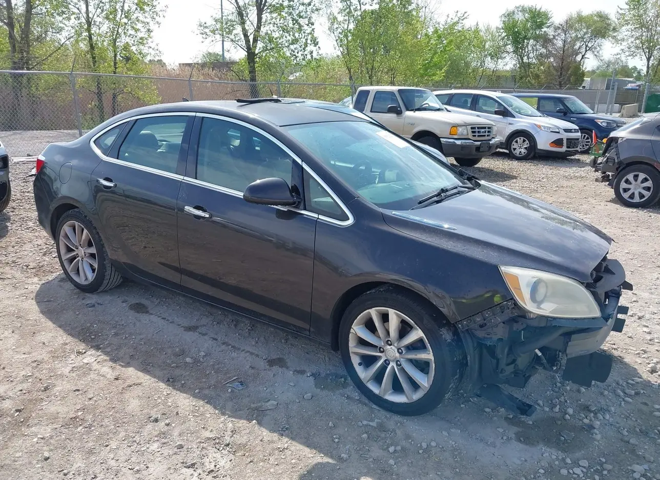 2013 BUICK  - Image 1.