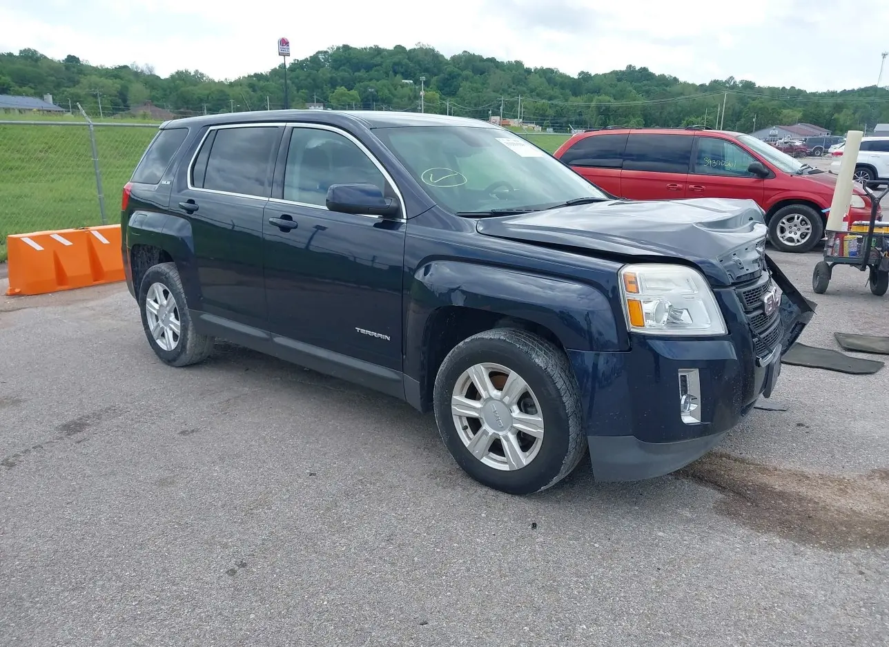 2015 GMC  - Image 1.