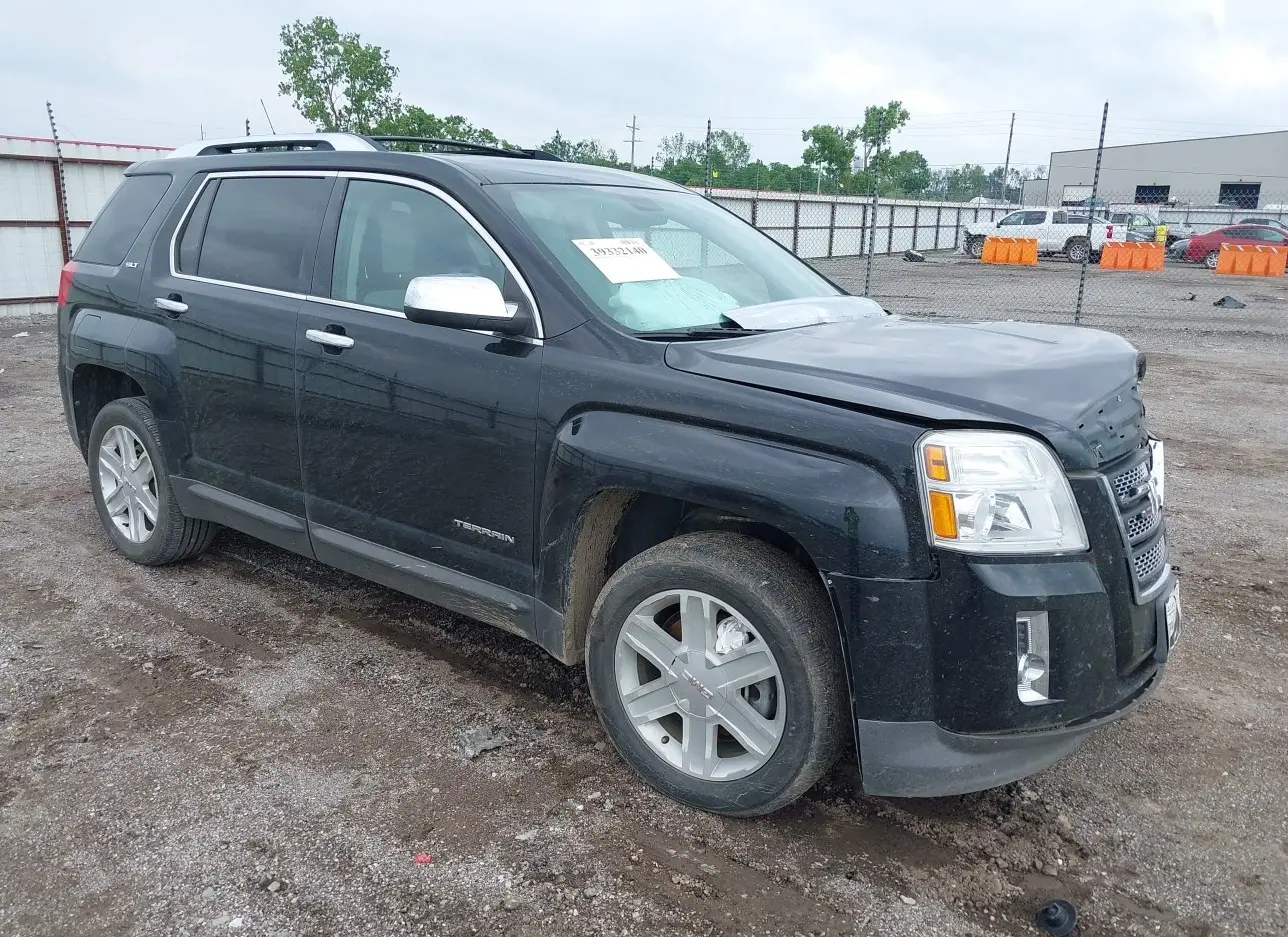 2011 GMC  - Image 1.