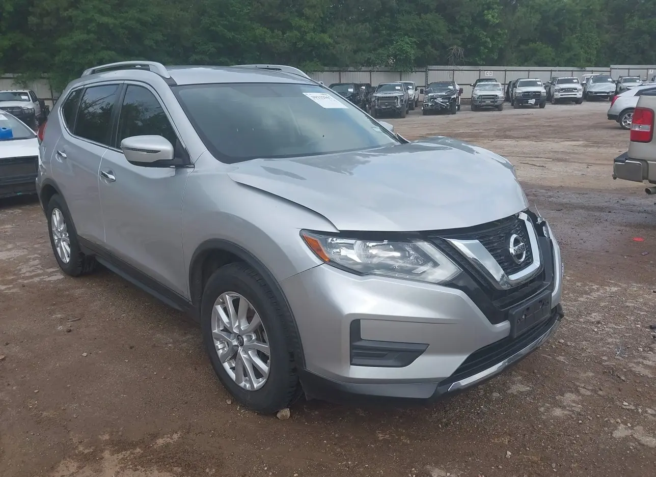 2017 NISSAN  - Image 1.