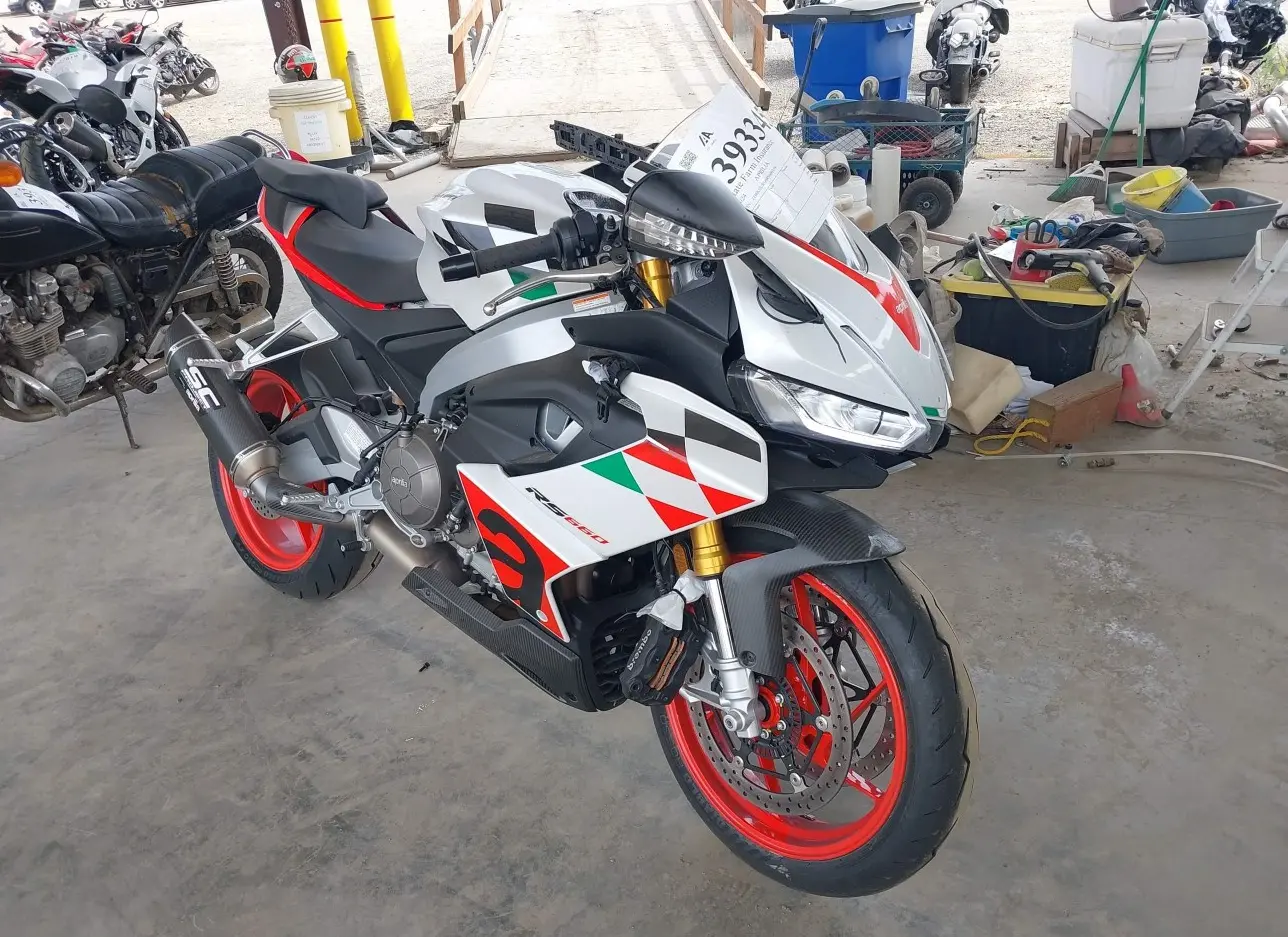 2024 APRILIA  - Image 1.