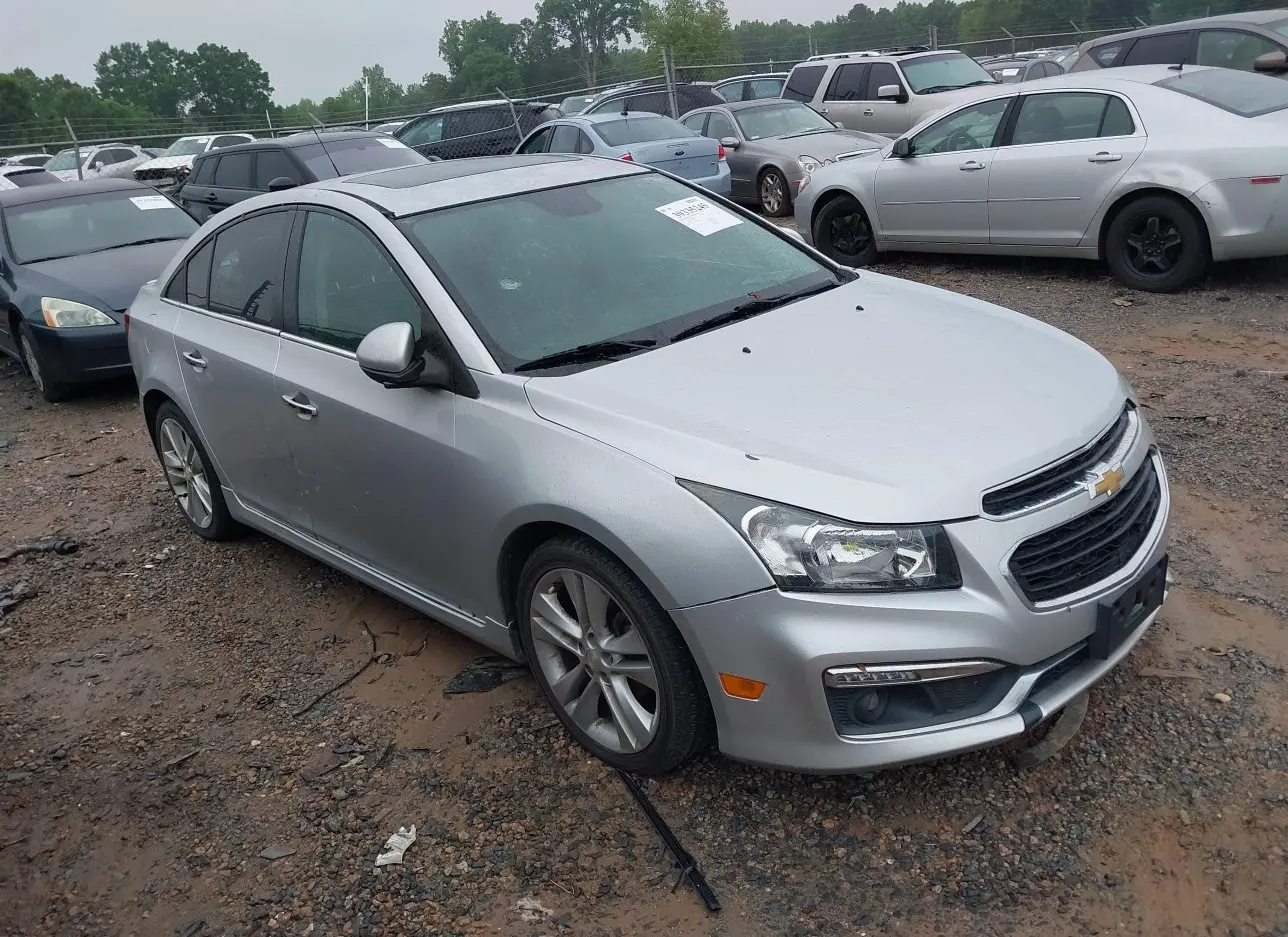 2015 CHEVROLET  - Image 1.