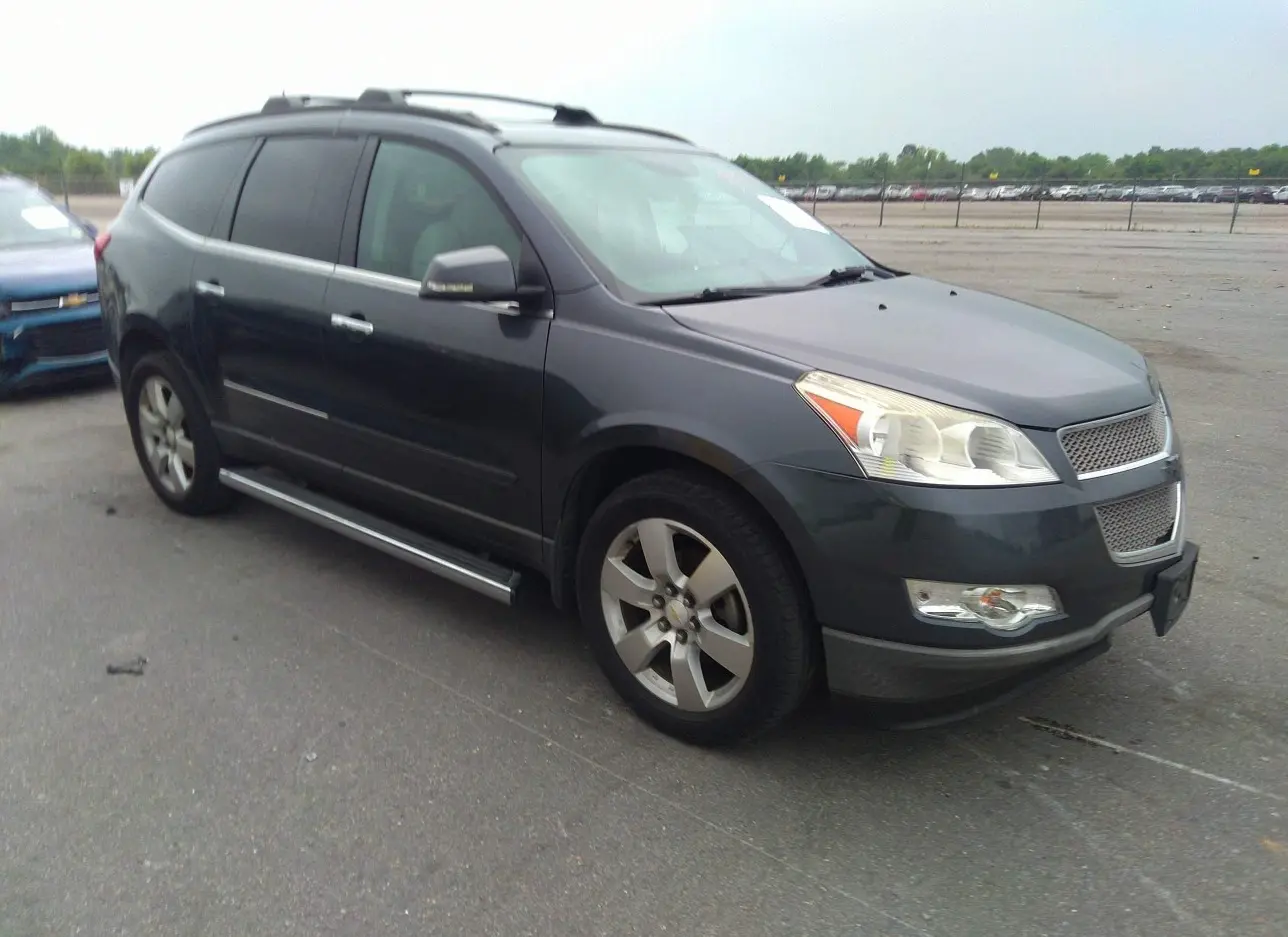 2011 CHEVROLET  - Image 1.