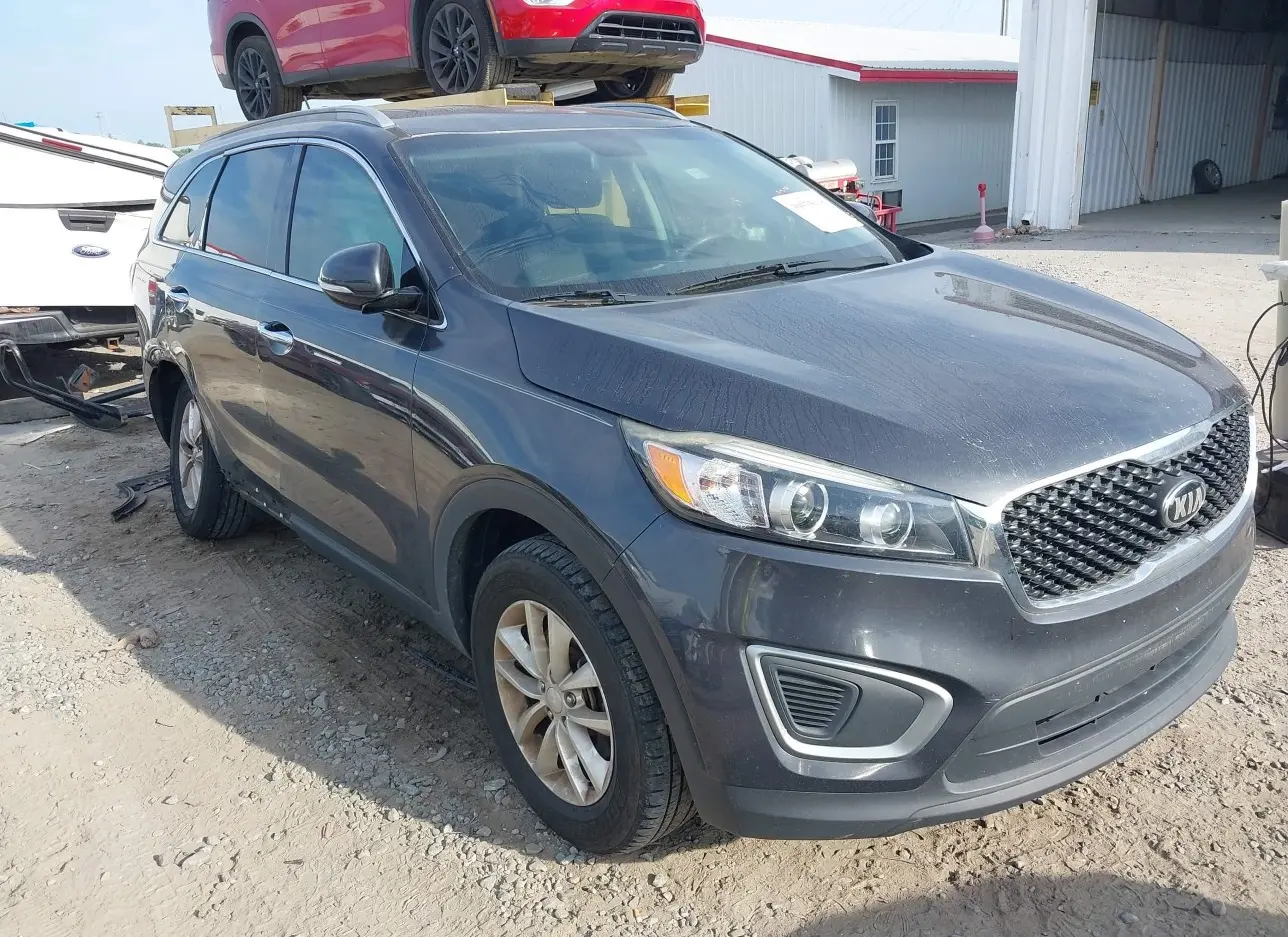 2017 KIA  - Image 1.