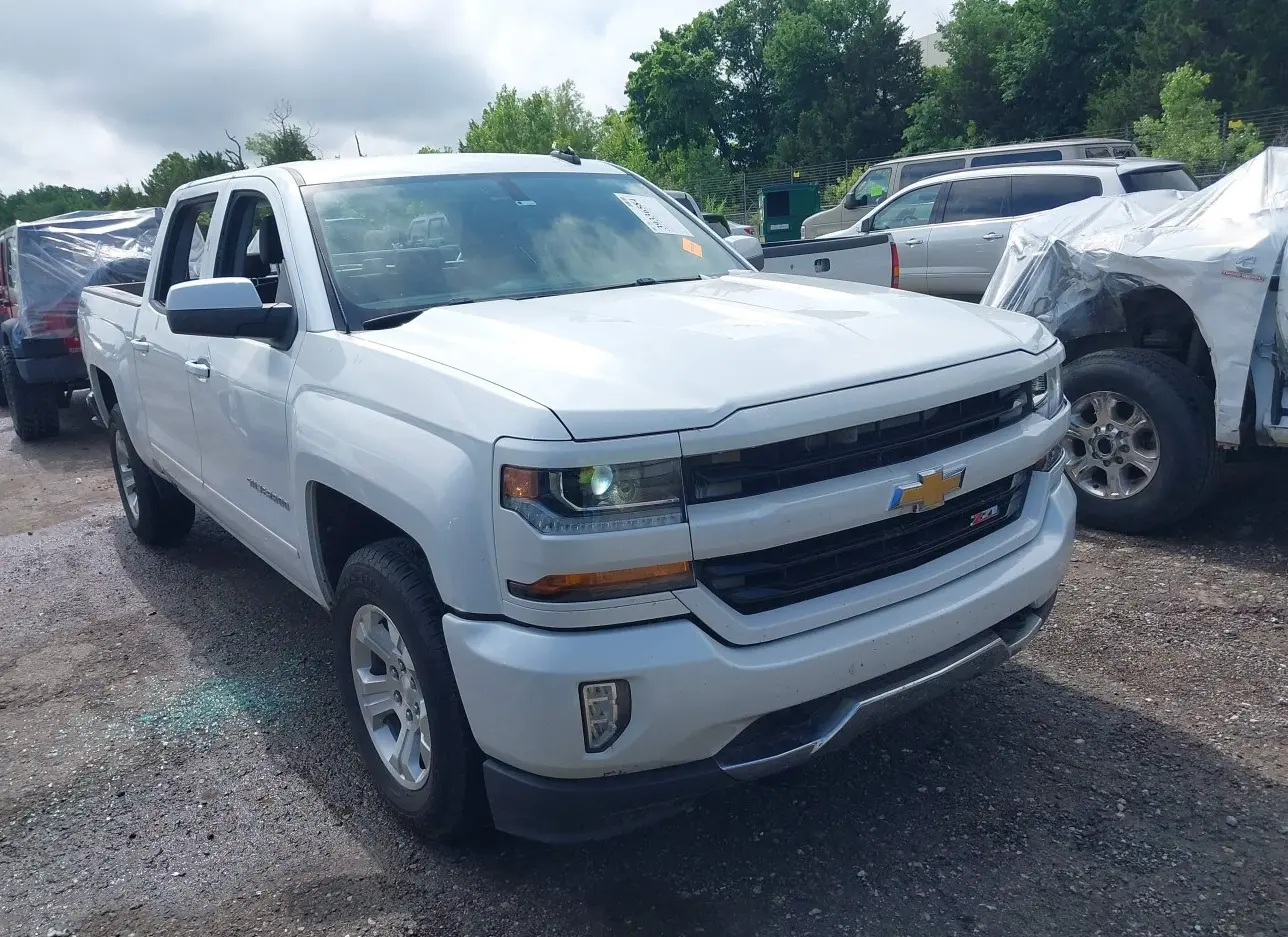 2016 CHEVROLET  - Image 1.