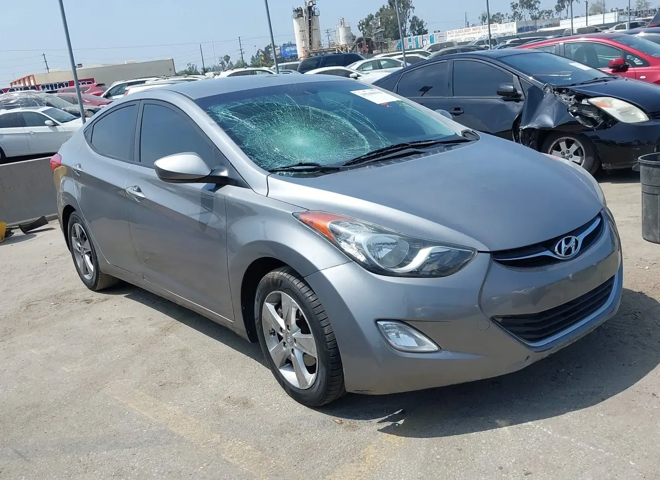 2012 HYUNDAI  - Image 1.