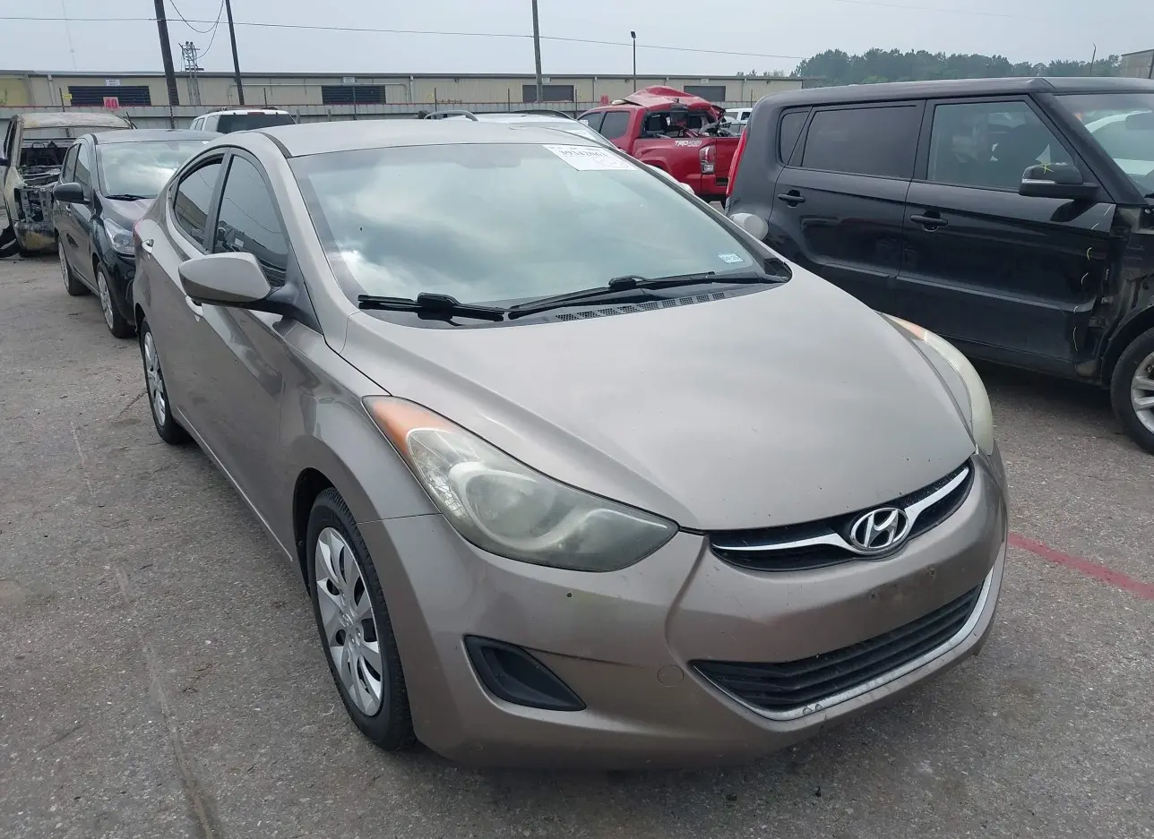 2012 HYUNDAI  - Image 1.