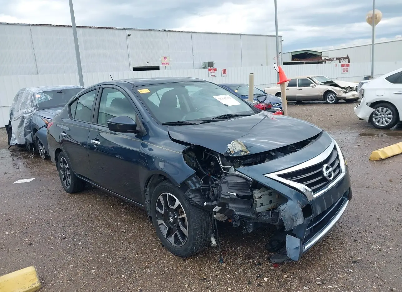 2016 NISSAN  - Image 1.