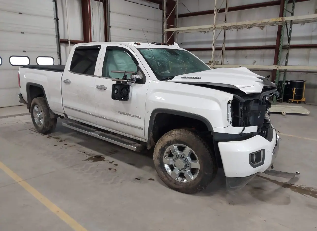 2018 GMC  - Image 1.