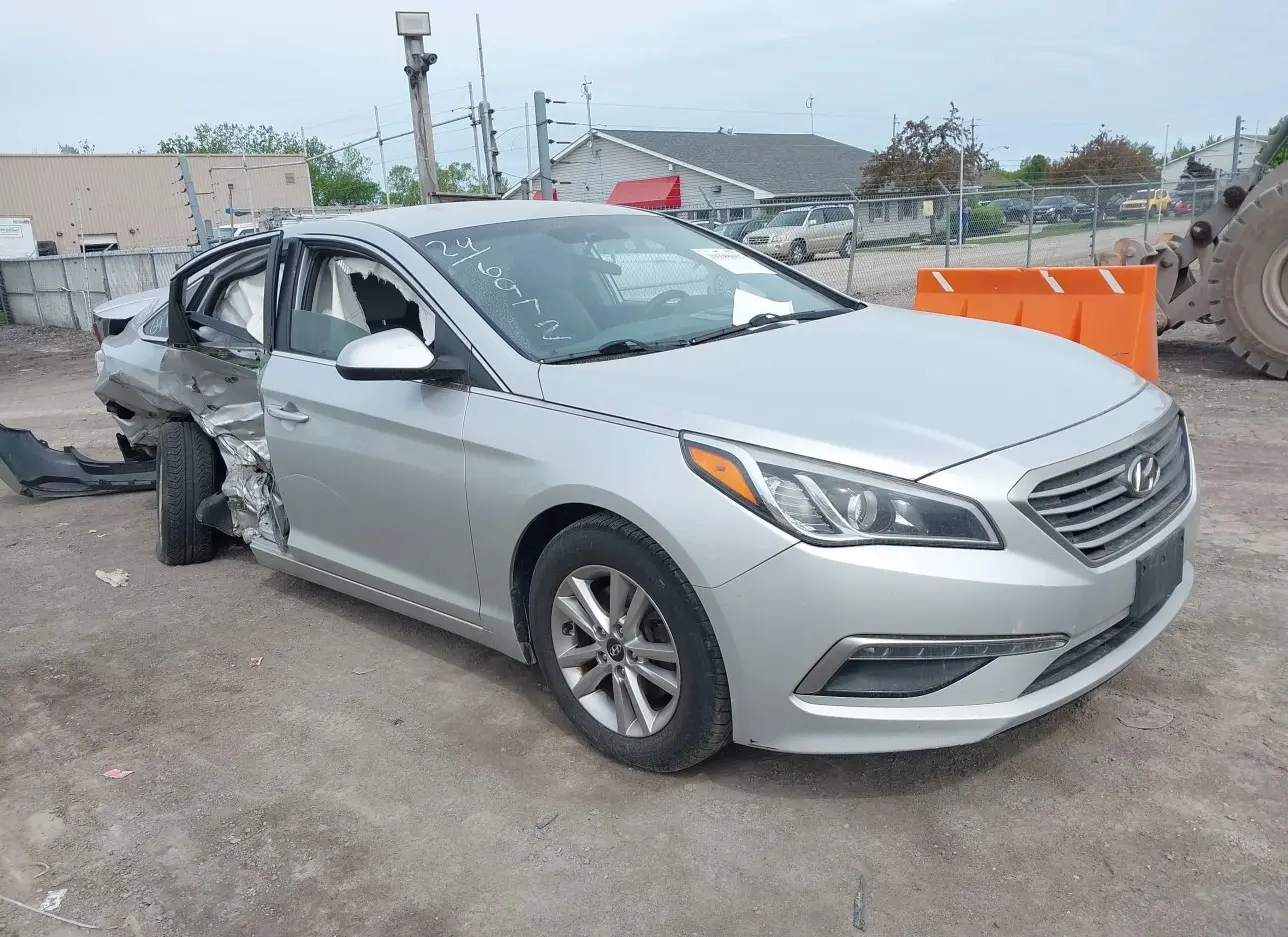 2015 HYUNDAI  - Image 1.