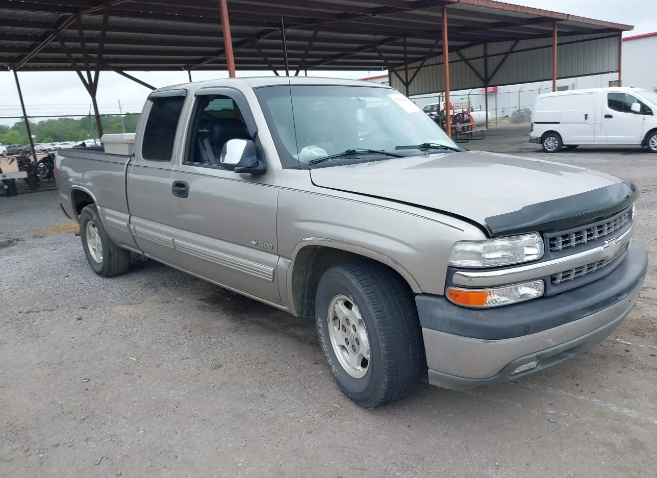 2000 CHEVROLET  - Image 1.