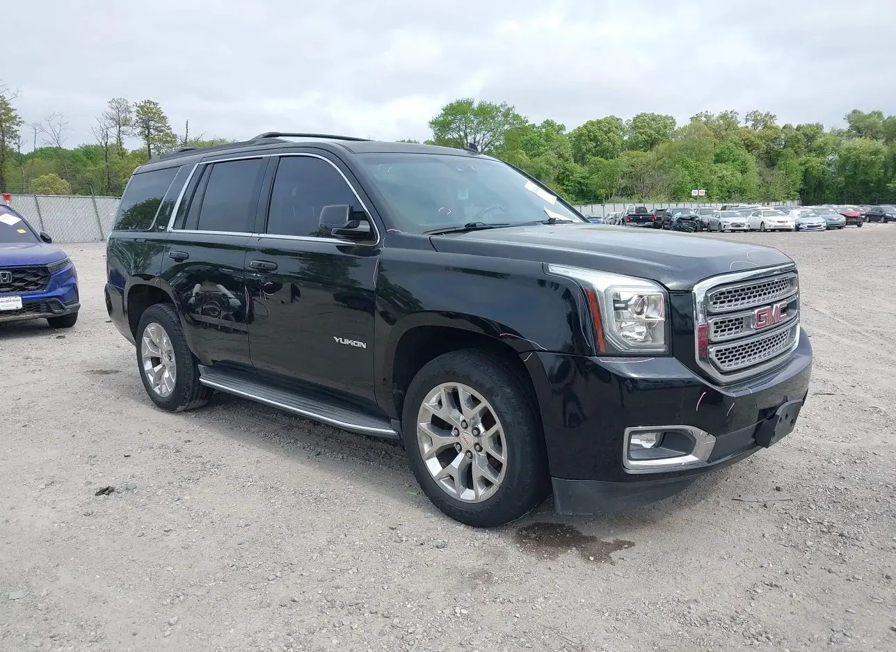 2015 GMC  - Image 1.