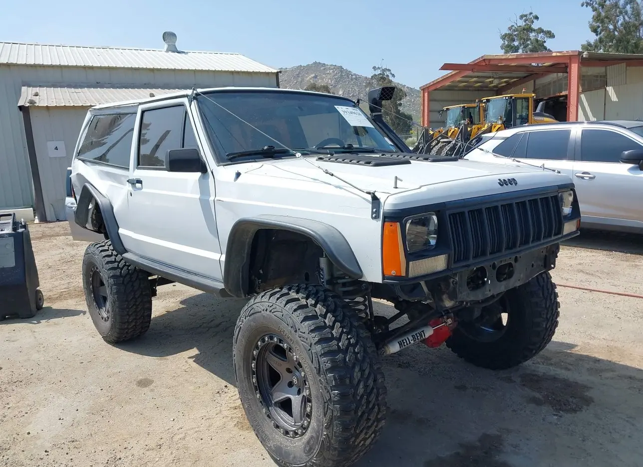 1995 JEEP  - Image 1.