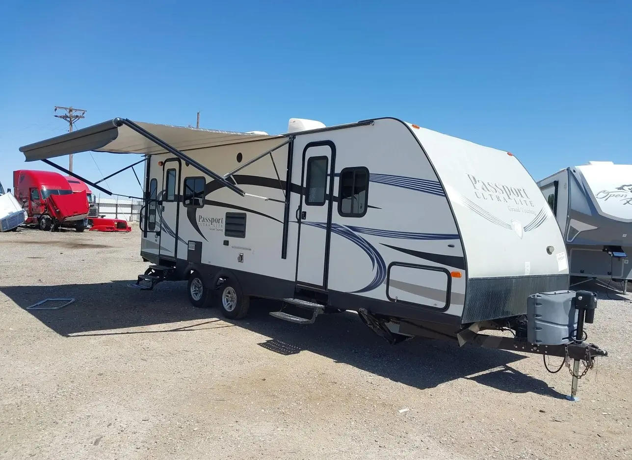 2015 KEYSTONE RV  - Image 1.