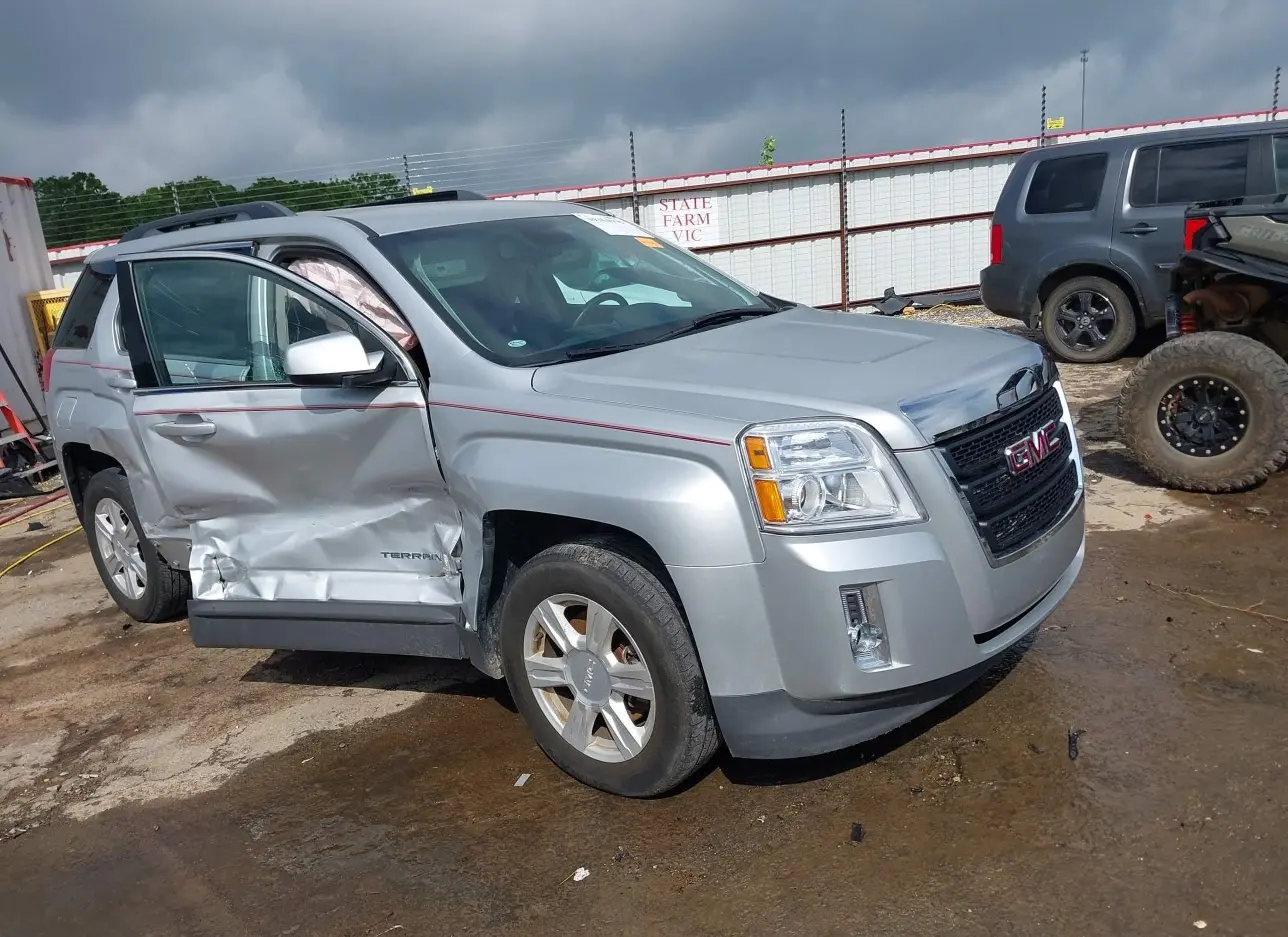 2015 GMC  - Image 1.