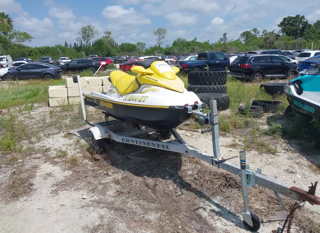 2005 SEADOO  - Image 1.