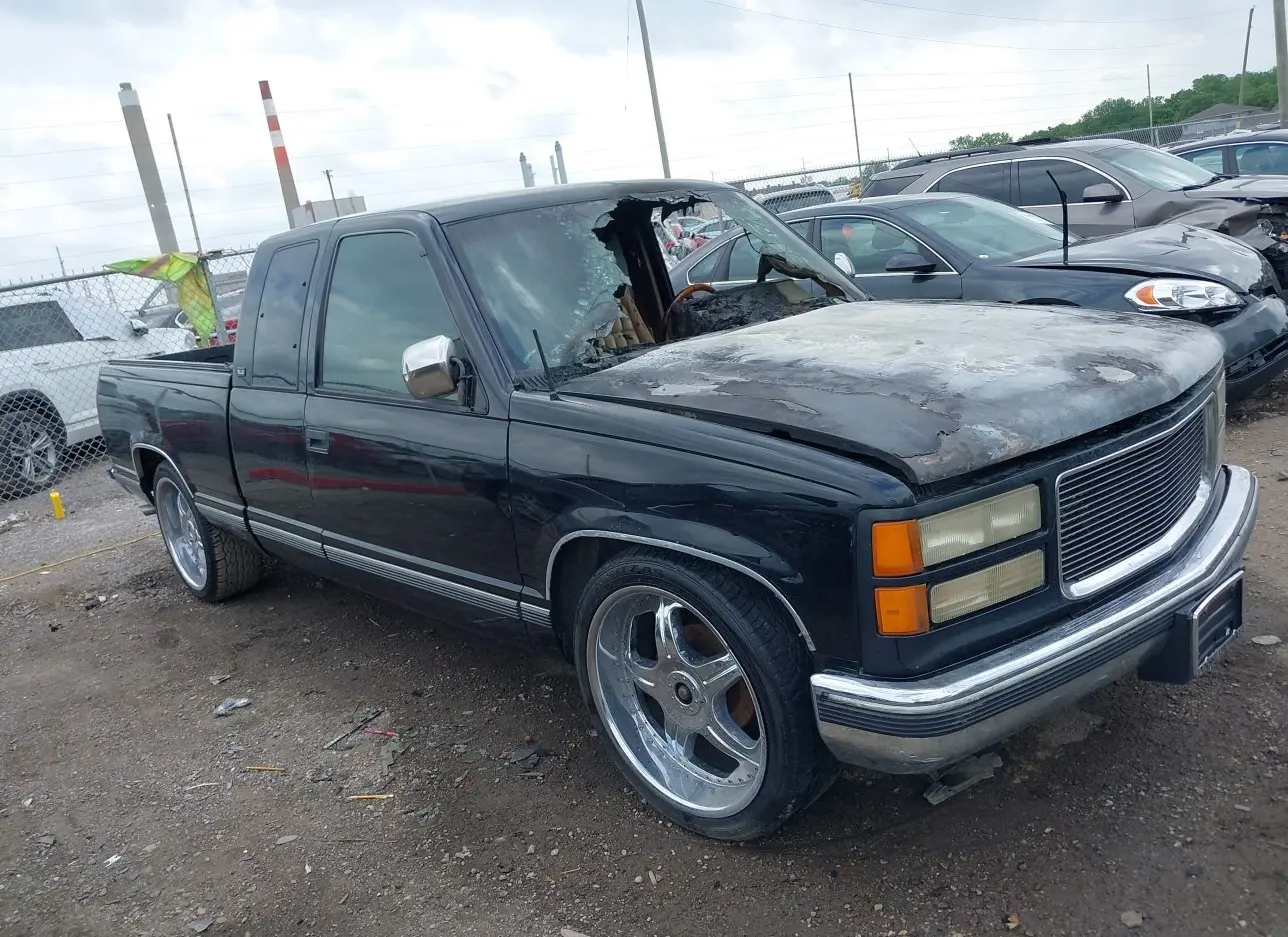 1994 GMC  - Image 1.