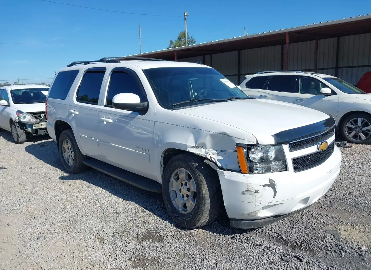 2013 CHEVROLET  - Image 1.