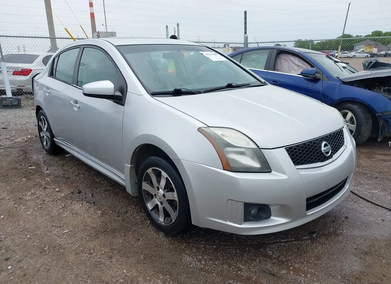 2012 NISSAN  - Image 1.